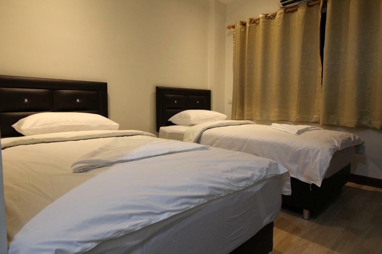 Chaiwat Guesthouse Bangkok Ngoại thất bức ảnh