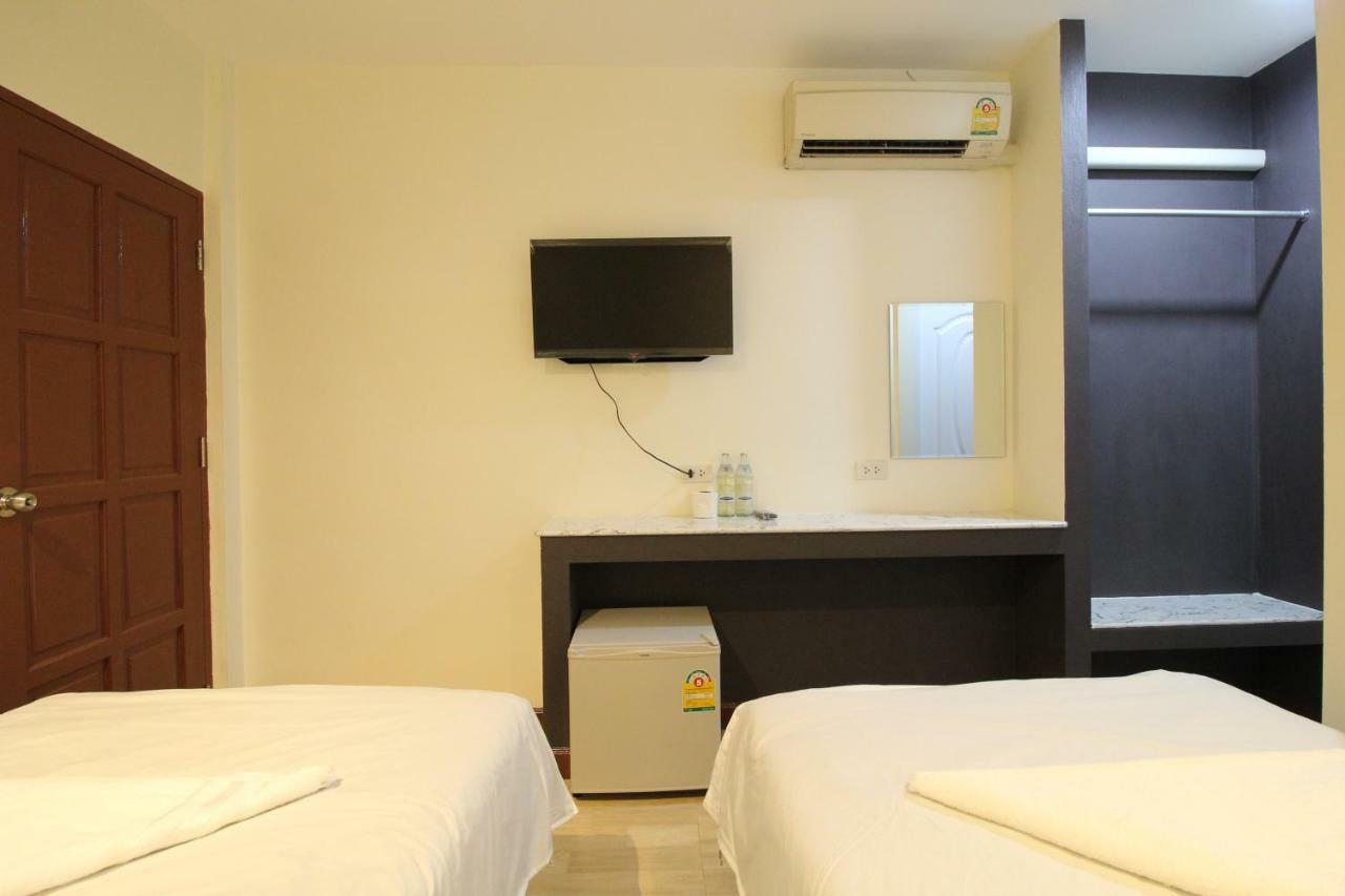 Chaiwat Guesthouse Bangkok Ngoại thất bức ảnh
